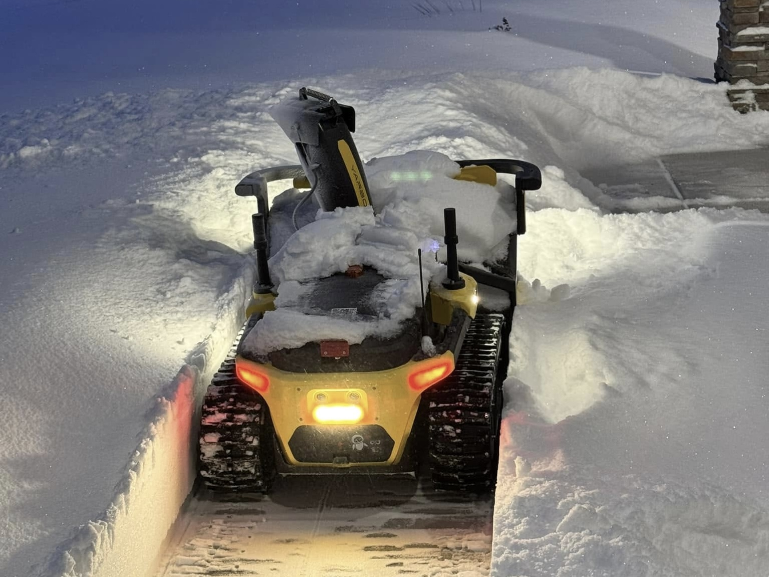 Yarbo Snow Blowers