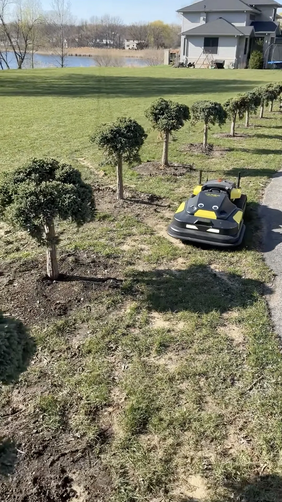 Yarbo – The Modular Yard Robot for Every Season